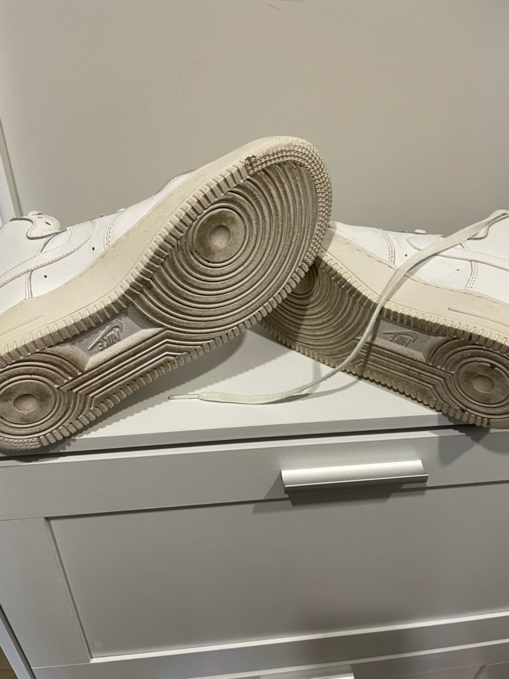 Nike Air - White High-Top Sneakers - Minimal Leather Design 6.5 Y/8 US women’s - Picture 4 of 5